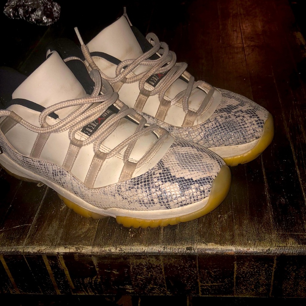 Jordan 11